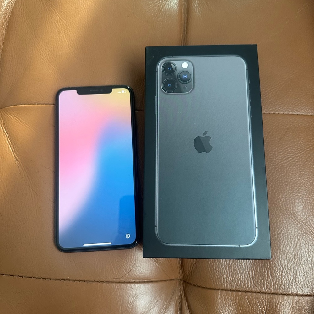 Apple iPhone 11 Pro - Silver